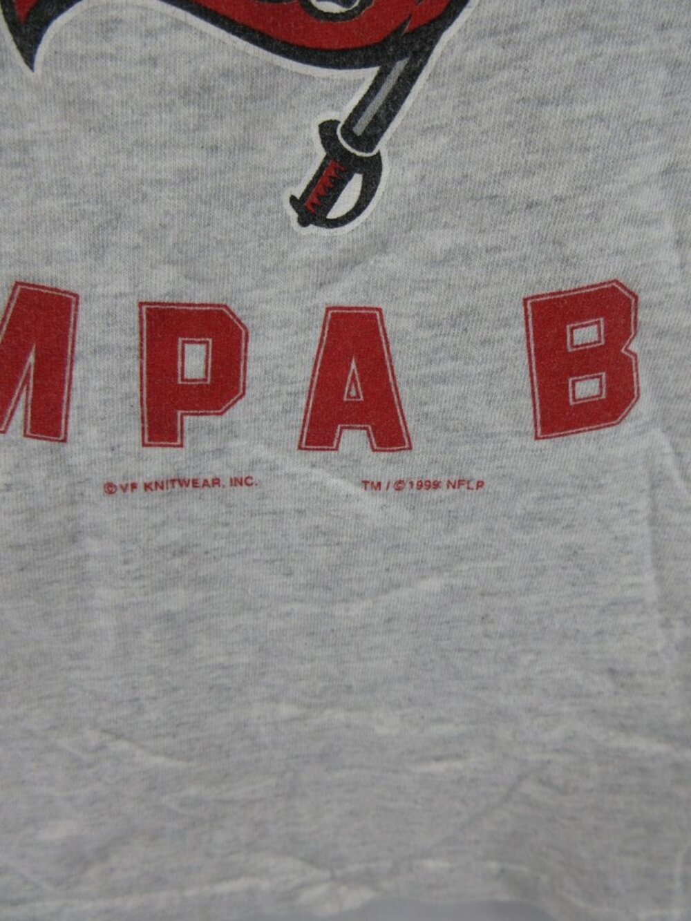 VINTAGE Tampa Bay Buccaneers Football Shirt Large Muscle Tank Top 90s - Picture 3 of 10